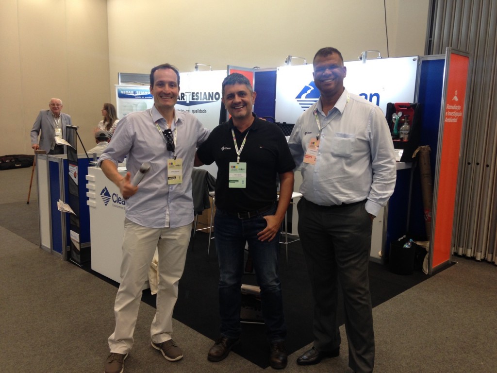 8b9bd288d2559c58e66307db227a3f19