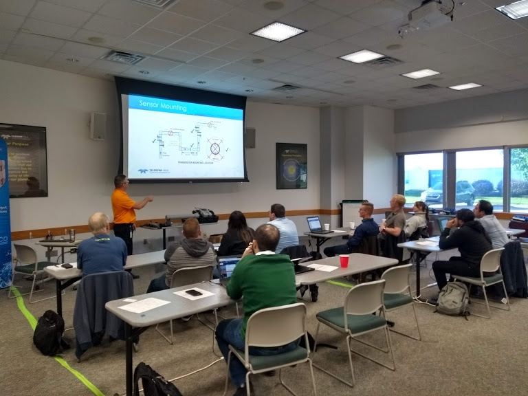 Clean visita Teledyne ISCo nos Estados Unidos. 